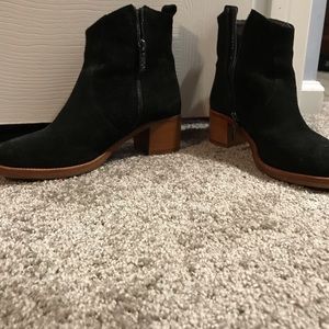 Ted & Muffy Ankle Boots